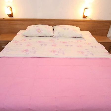Rooms With The Sea View Baška Екстериор снимка