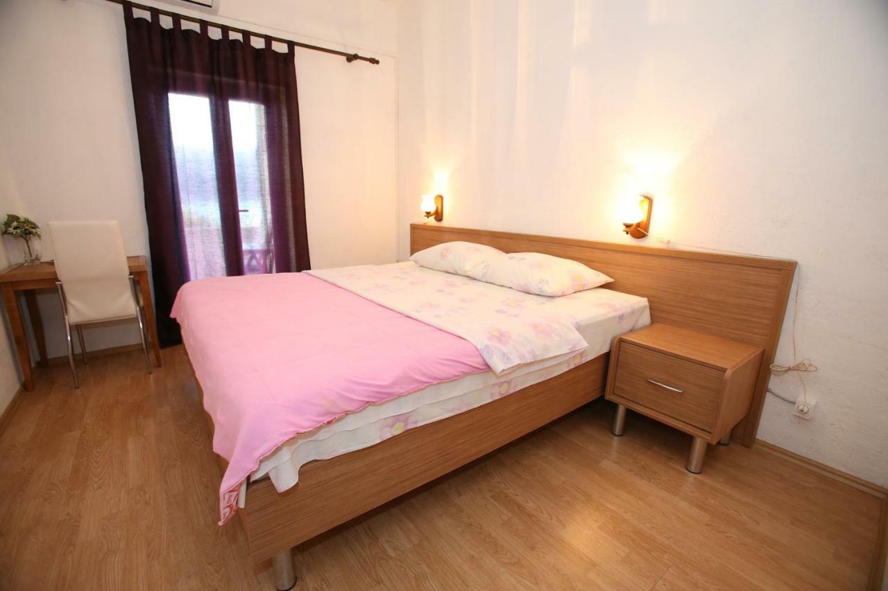 Rooms With The Sea View Baška Екстериор снимка