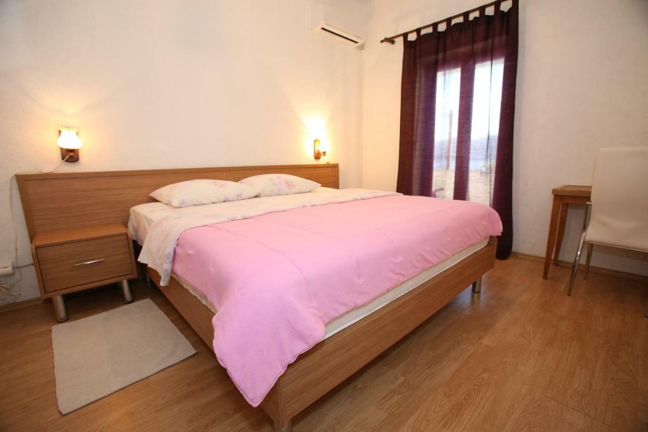 Rooms With The Sea View Baška Екстериор снимка